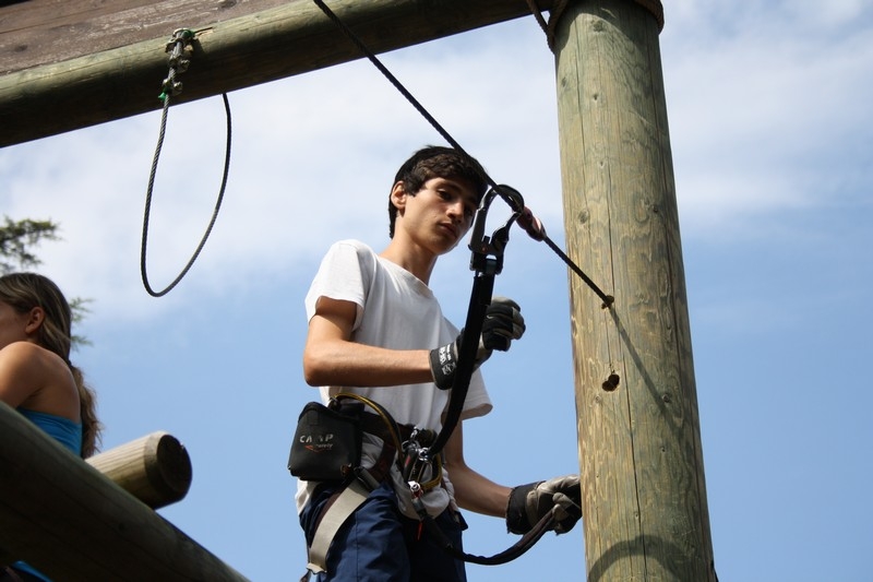 Village Camps International Summer Camp Leysin, Switzerland 2026-08-15 https://www.villagecamps.com/journals_admin/images/692-40-high ropes (27).jpg